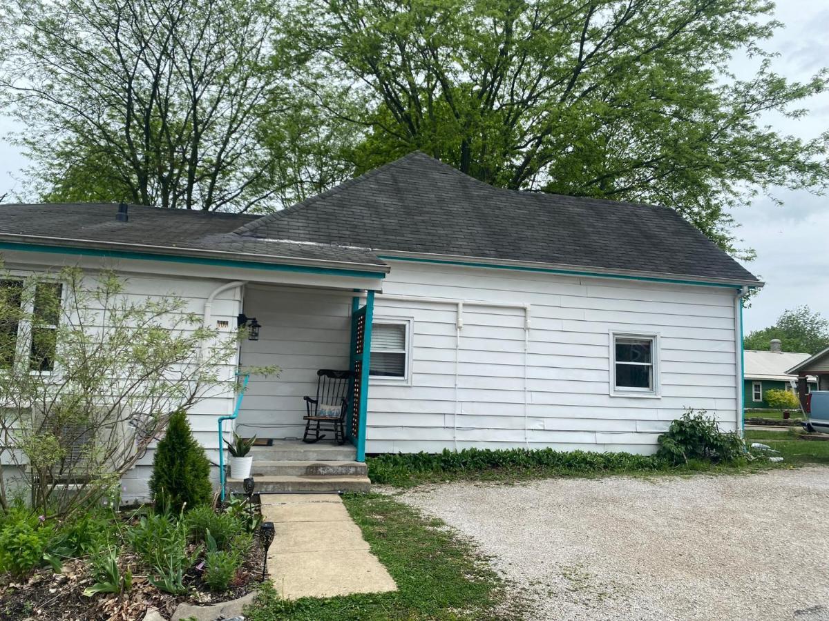 Boho-Chic Travel Pad - Unit 2 Apartment Bloomington Exterior photo