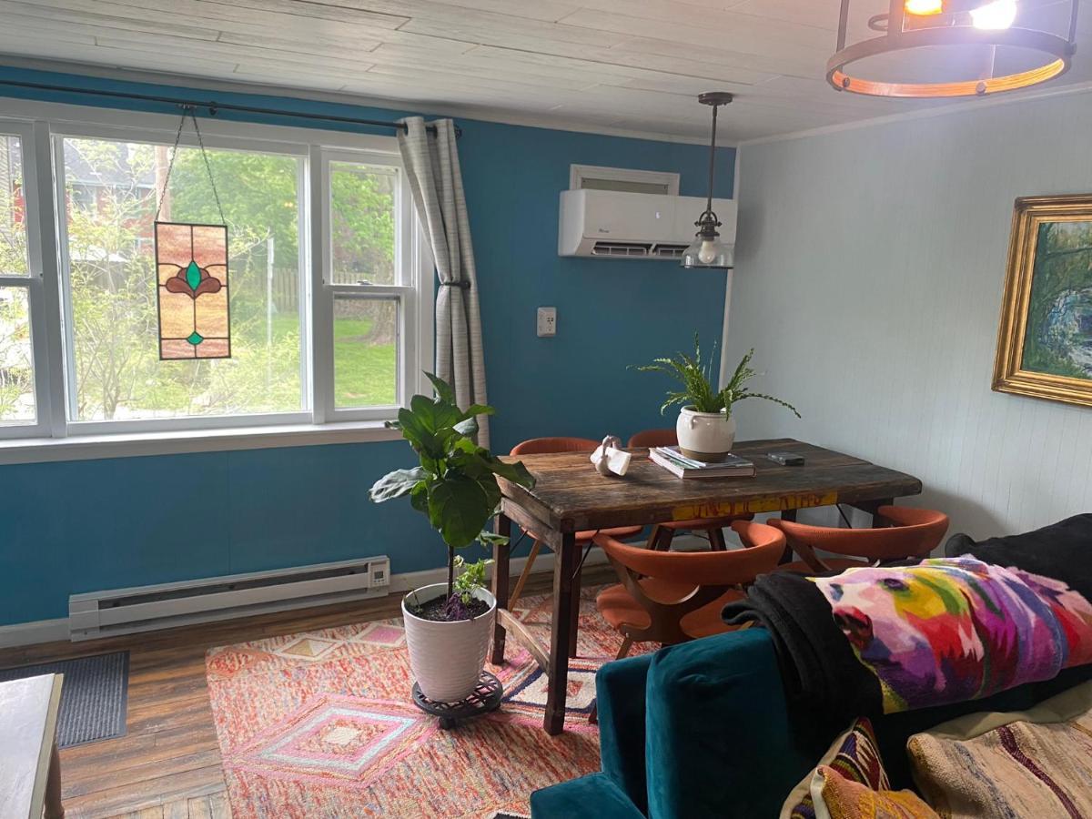 Boho-Chic Travel Pad - Unit 2 Apartment Bloomington Exterior photo