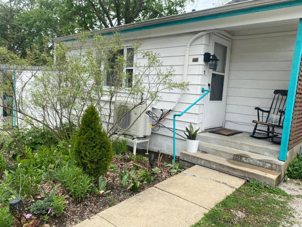 Boho-Chic Travel Pad - Unit 2 Apartment Bloomington Exterior photo
